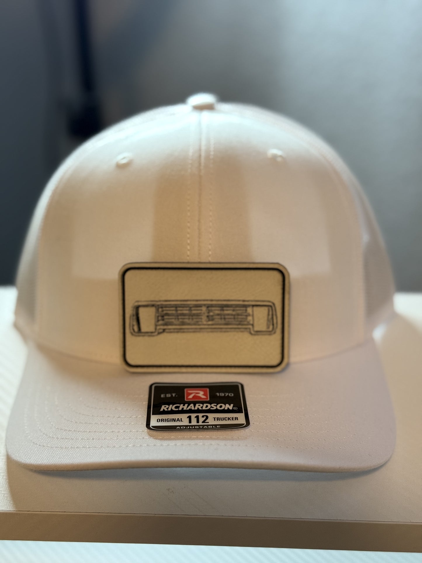 86-90 1st Gen Grille Hat